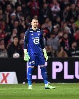 与米兰竞争？英媒：曼联认真考虑签下奥纳纳替代者，有意舍瓦利耶