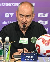 星空体育官网-卡内达：经过夏窗调整后磨合得越来越好，浙江队客场成绩需提升